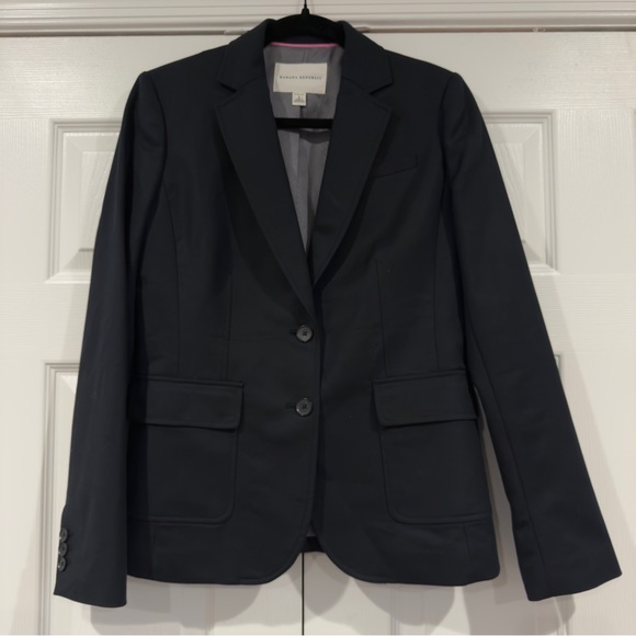 Banana Republic Jackets & Blazers - Banana Republic Black Blazer Jacket Long Sleeve Women Size 6 Career Academia